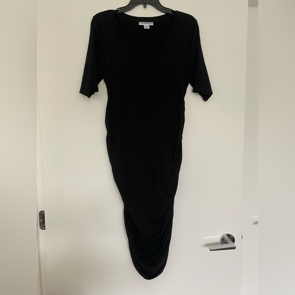 Used like-new maternity dress size M - Picture 1 of 4
